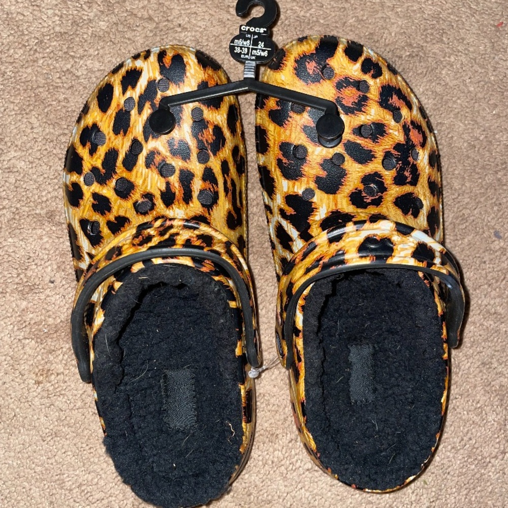 Womens cheetah crocs
